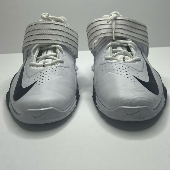 Nike Savaleos - Used but in great condition. - Picture 4 of 15